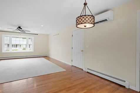 20 Linny Lane Laconia NH 03246