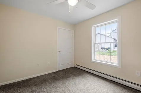 20 Linny Lane Laconia NH 03246