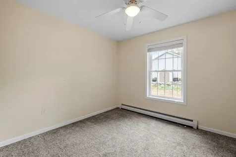 20 Linny Lane Laconia NH 03246