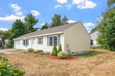 20 Linny Lane Laconia NH 03246