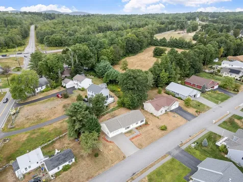 20 Linny Lane Laconia NH 03246