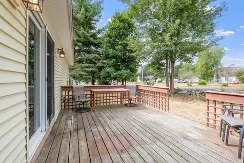 20 Linny Lane Laconia NH 03246