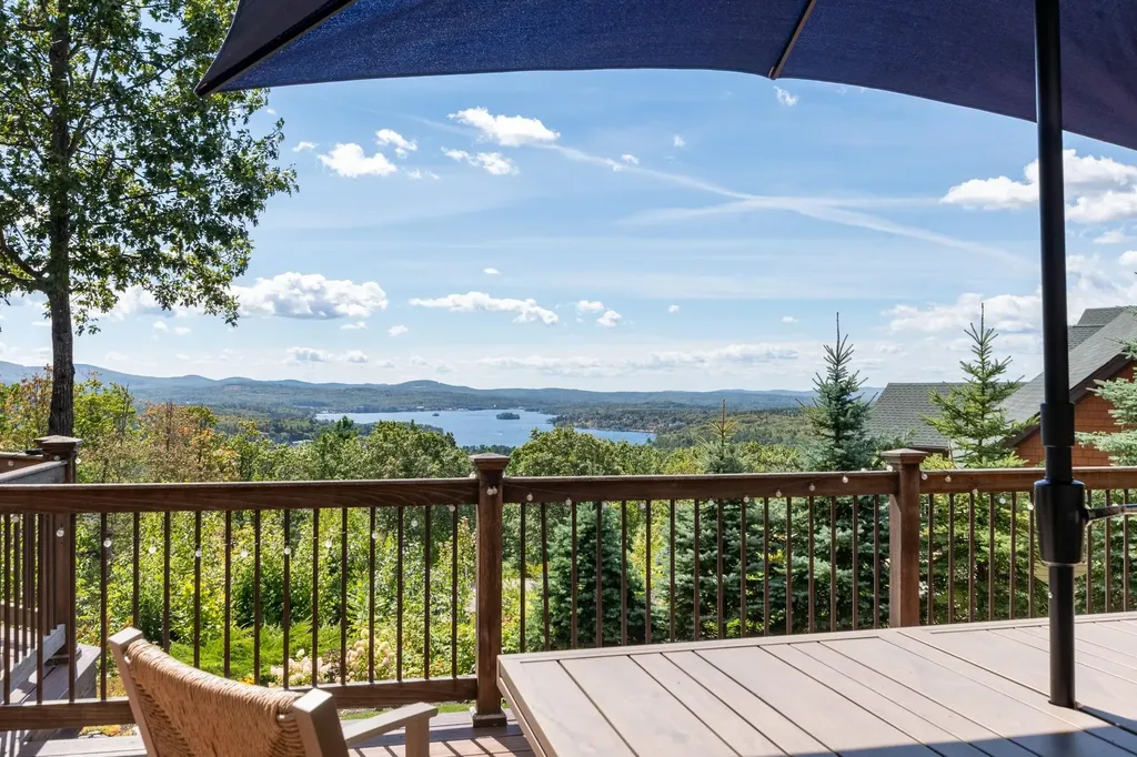 20 Keepers Lane Laconia NH 03246