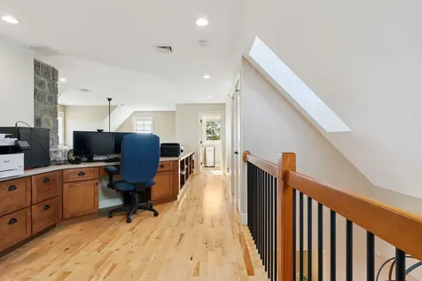 20 Keepers Lane Laconia NH 03246