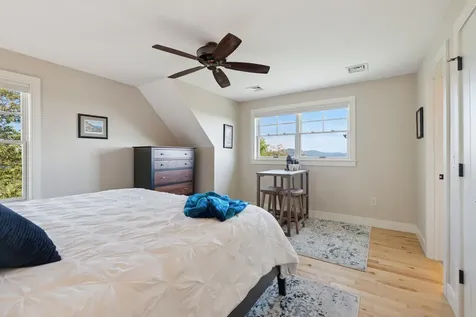 20 Keepers Lane Laconia NH 03246