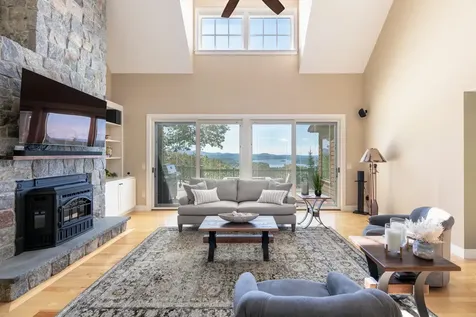 20 Keepers Lane Laconia NH 03246