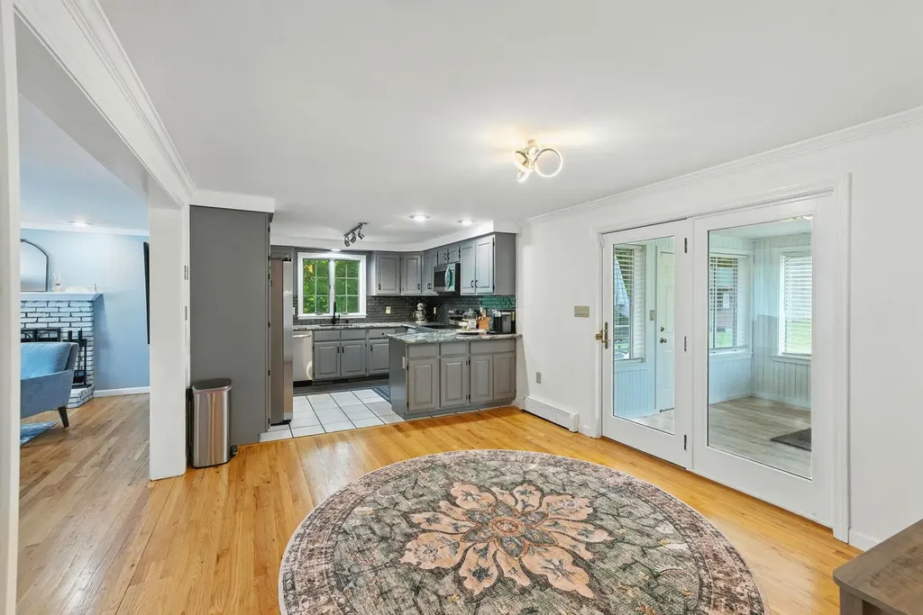 23 Bartlett Street Allenstown NH 03275