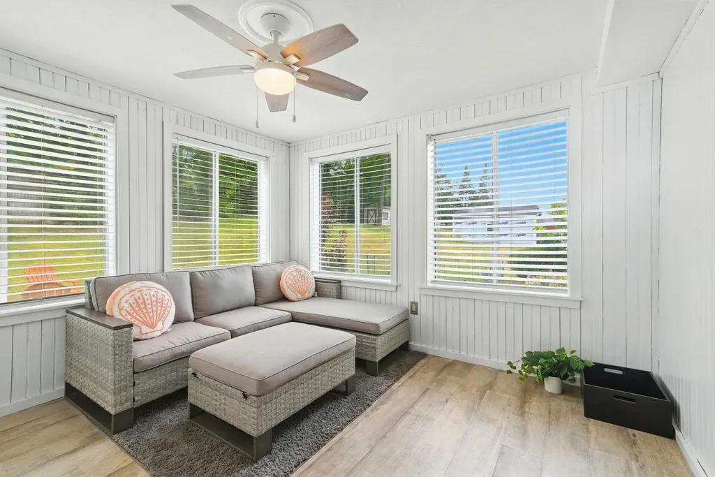 23 Bartlett Street Allenstown NH 03275