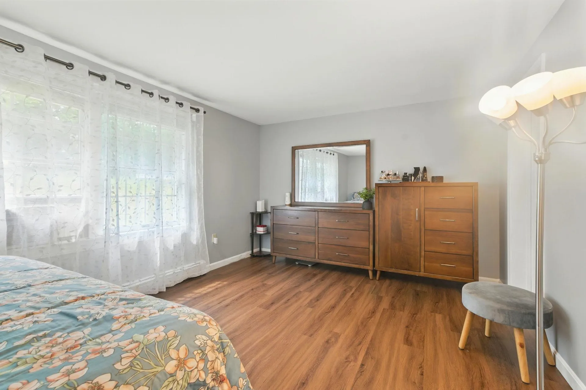 23 Bartlett Street Allenstown NH 03275