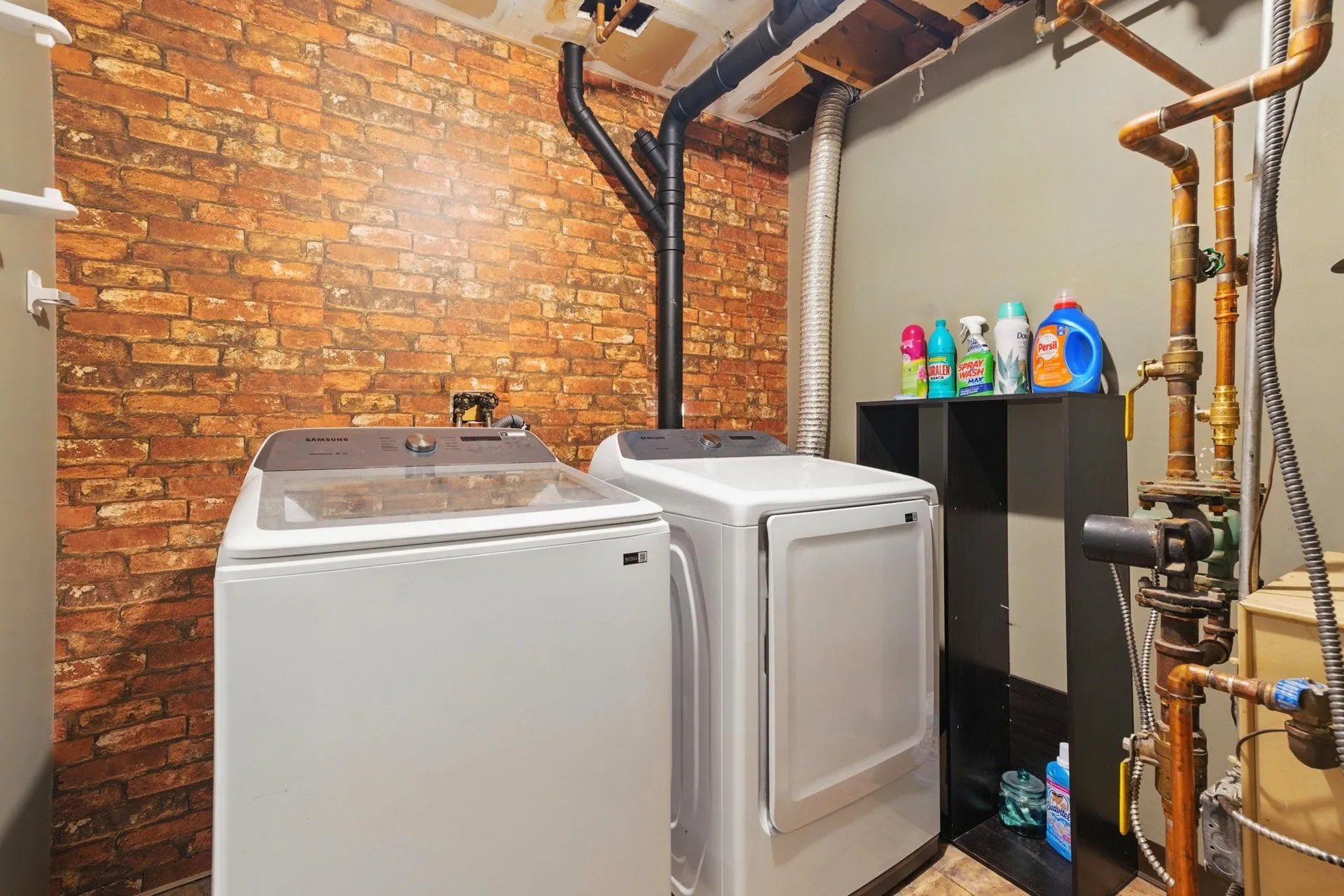 23 Bartlett Street Allenstown NH 03275