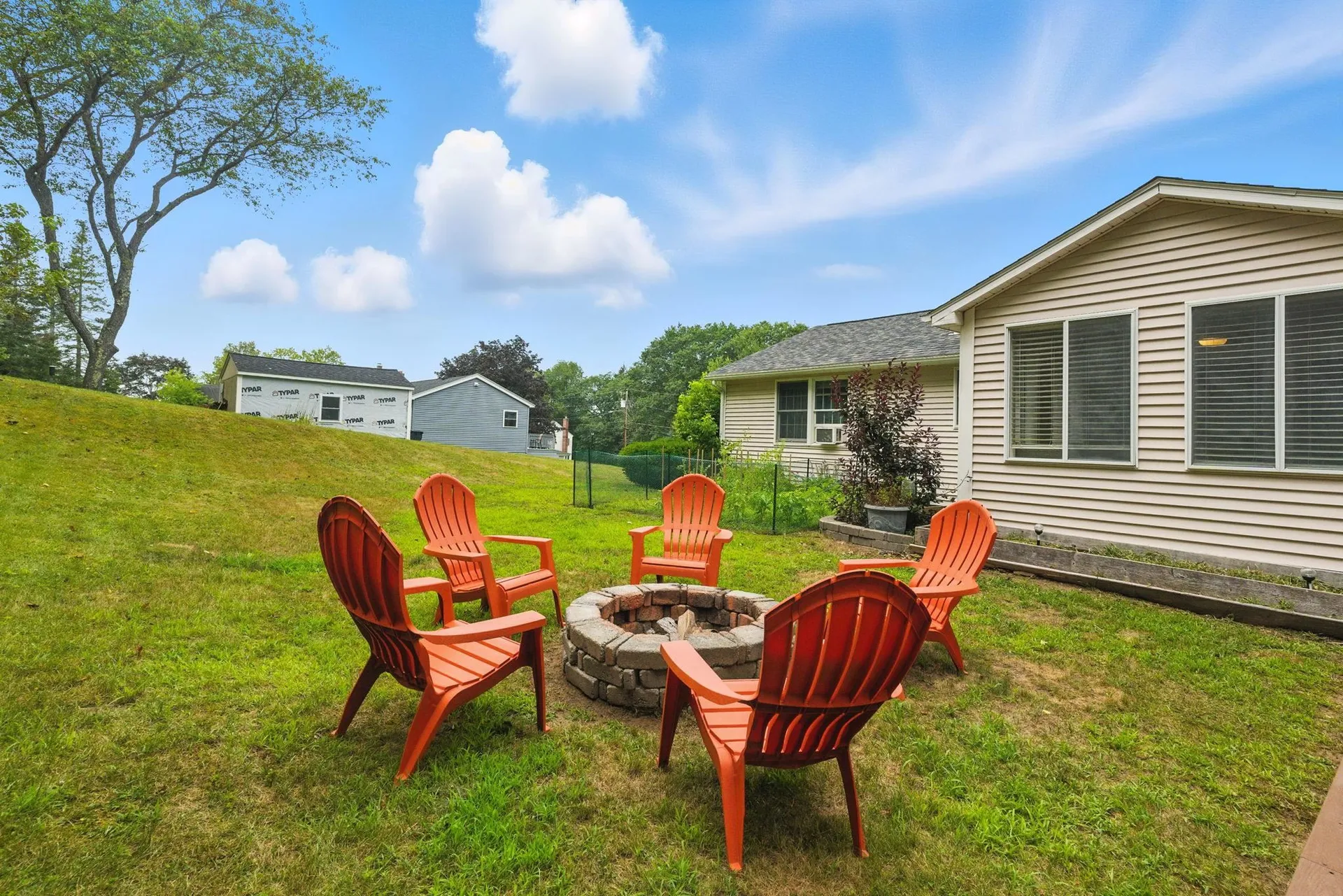 23 Bartlett Street Allenstown NH 03275