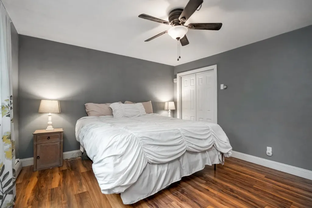 12 Cherokee Drive Epping NH 03042