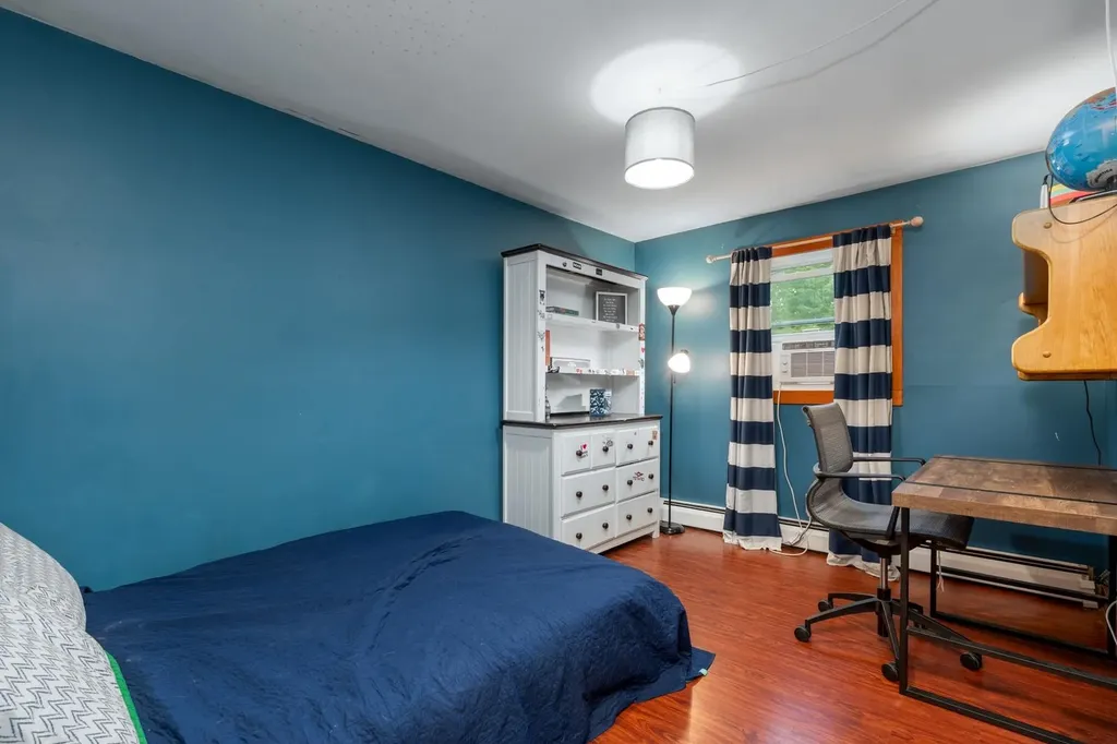12 Cherokee Drive Epping NH 03042