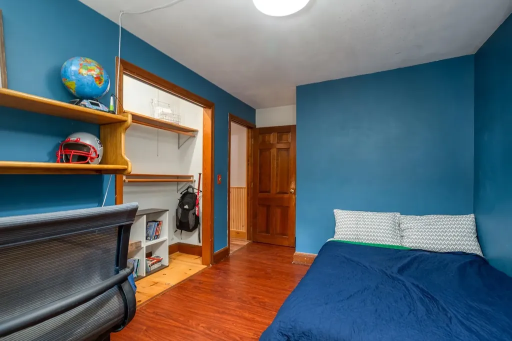 12 Cherokee Drive Epping NH 03042