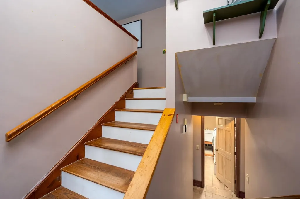12 Cherokee Drive Epping NH 03042