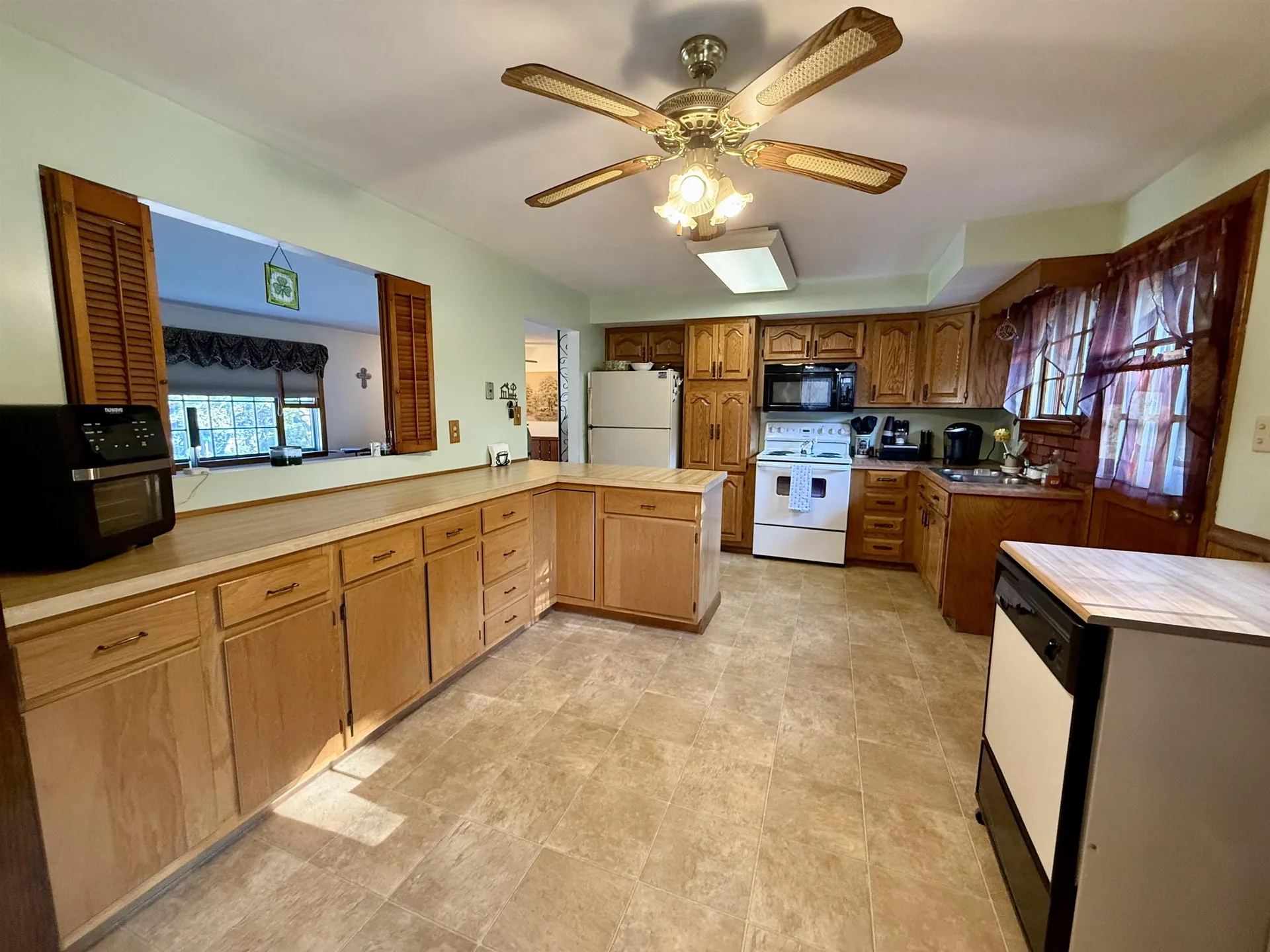 14 Marianna Road Salem NH 03079