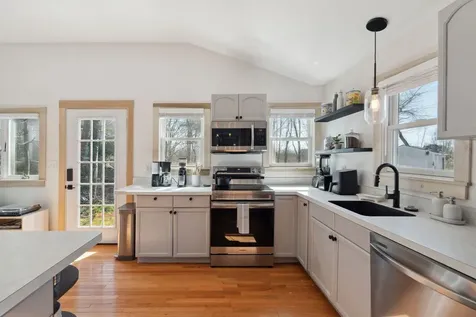 35 Glen Road Hampton NH 03842