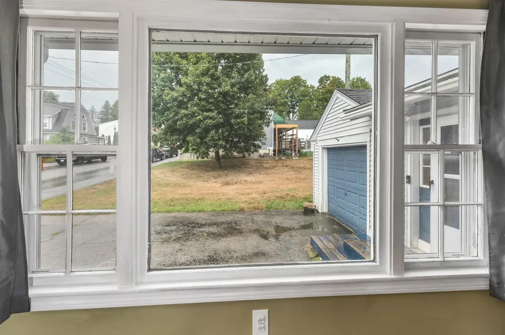 10 Webster Street Allenstown NH 03275