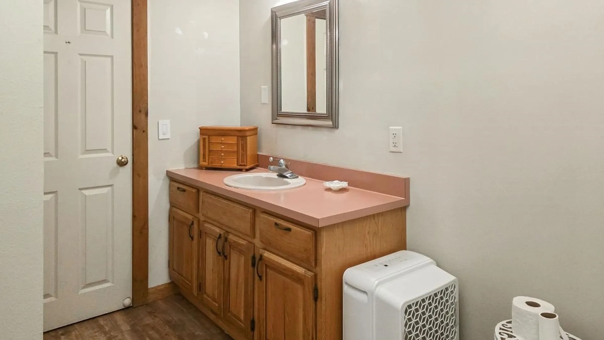 60 Fletcher Lane Hartford VT 05059