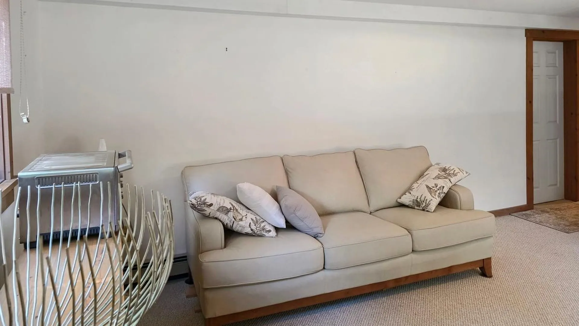 60 Fletcher Lane Hartford VT 05059