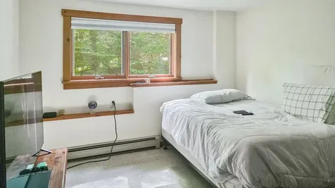 60 Fletcher Lane Hartford VT 05059