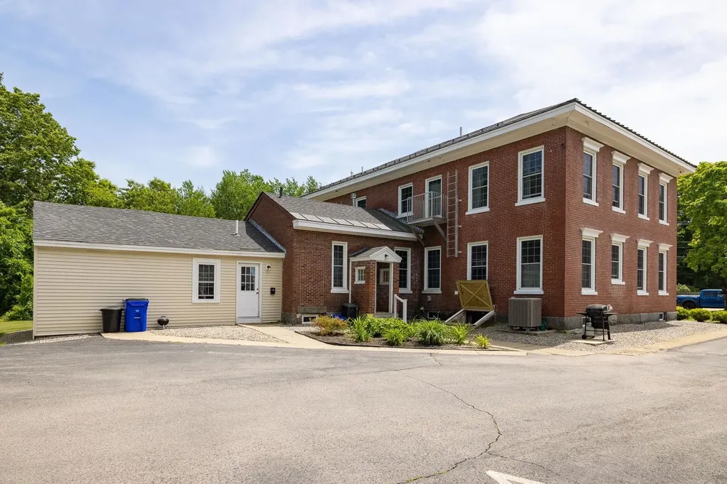 9 Forest Street Exeter NH 03833