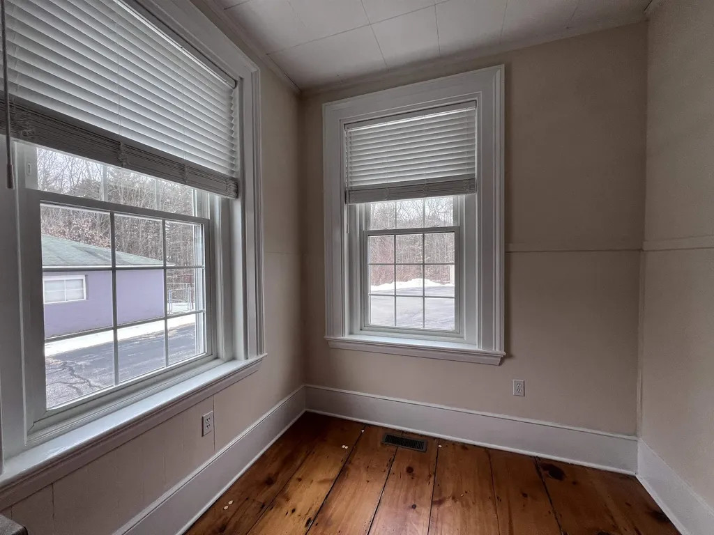 9 Forest Street Exeter NH 03833