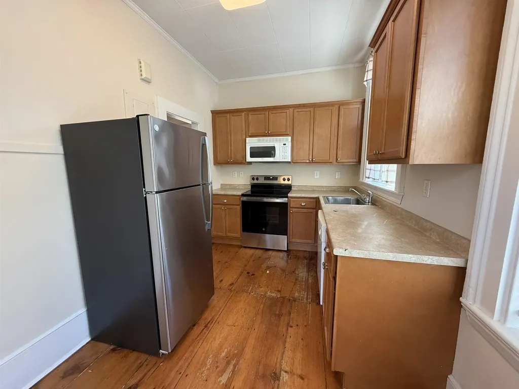 9 Forest Street Exeter NH 03833