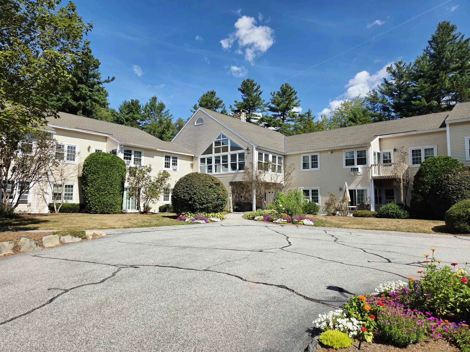 332 Parkside Road New London NH 03257