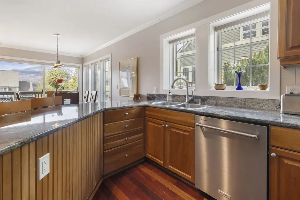 608B Topnotch Road Stowe VT 05672