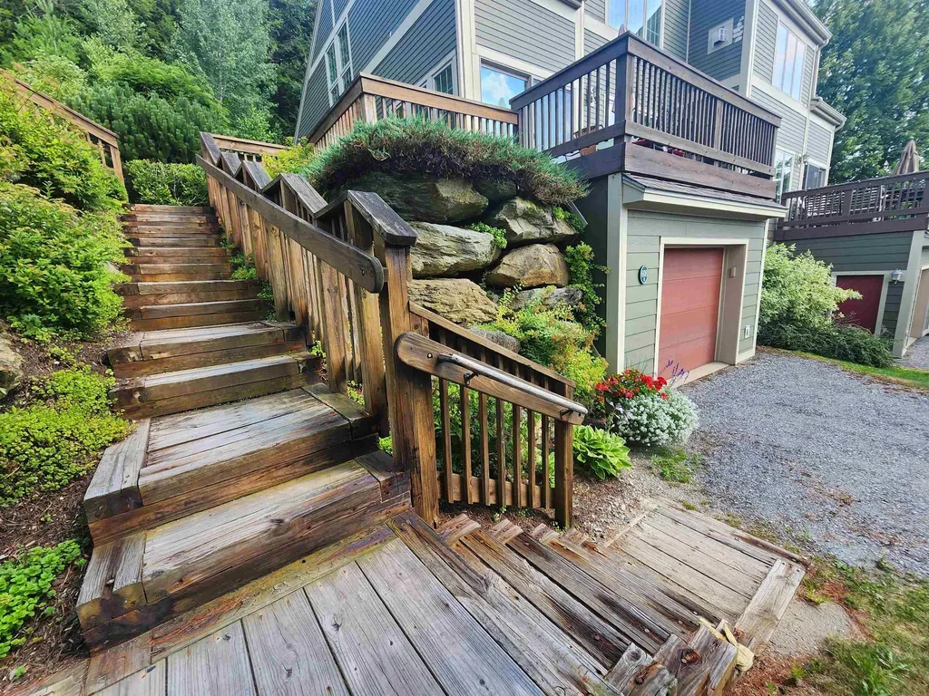 608B Topnotch Road Stowe VT 05672