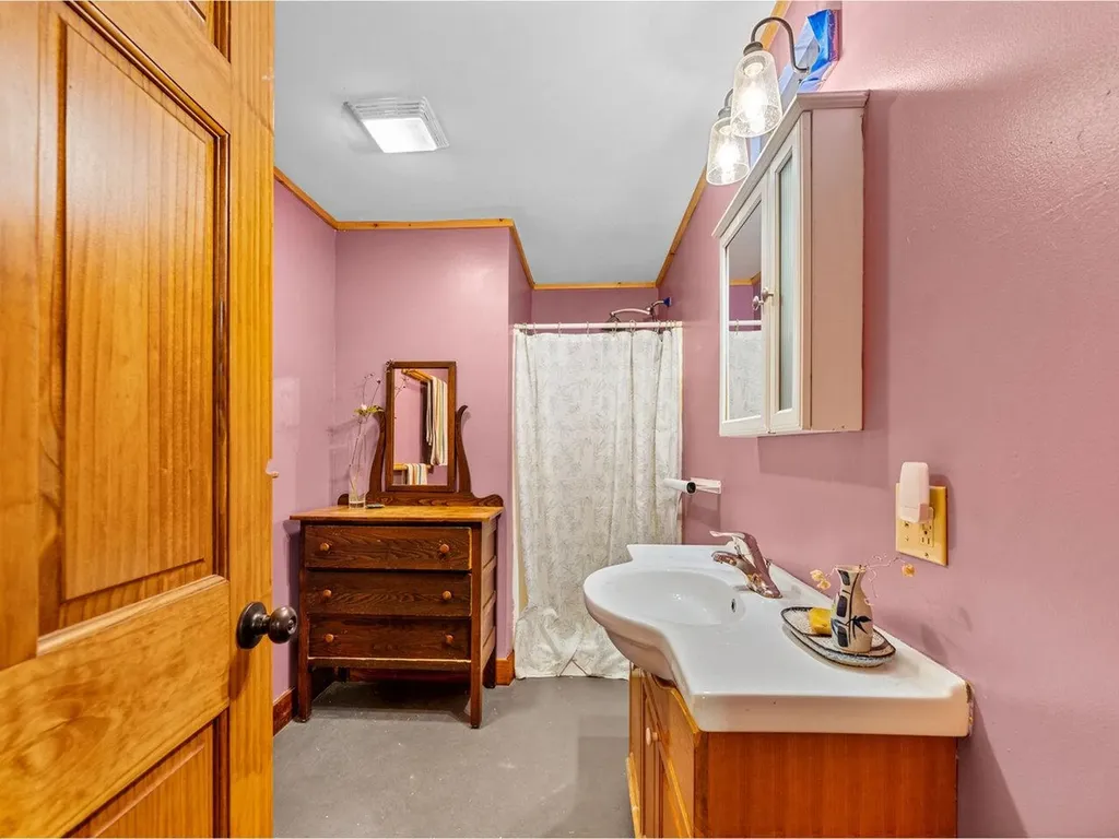 403 Upper Depot Road Marshfield VT 05658