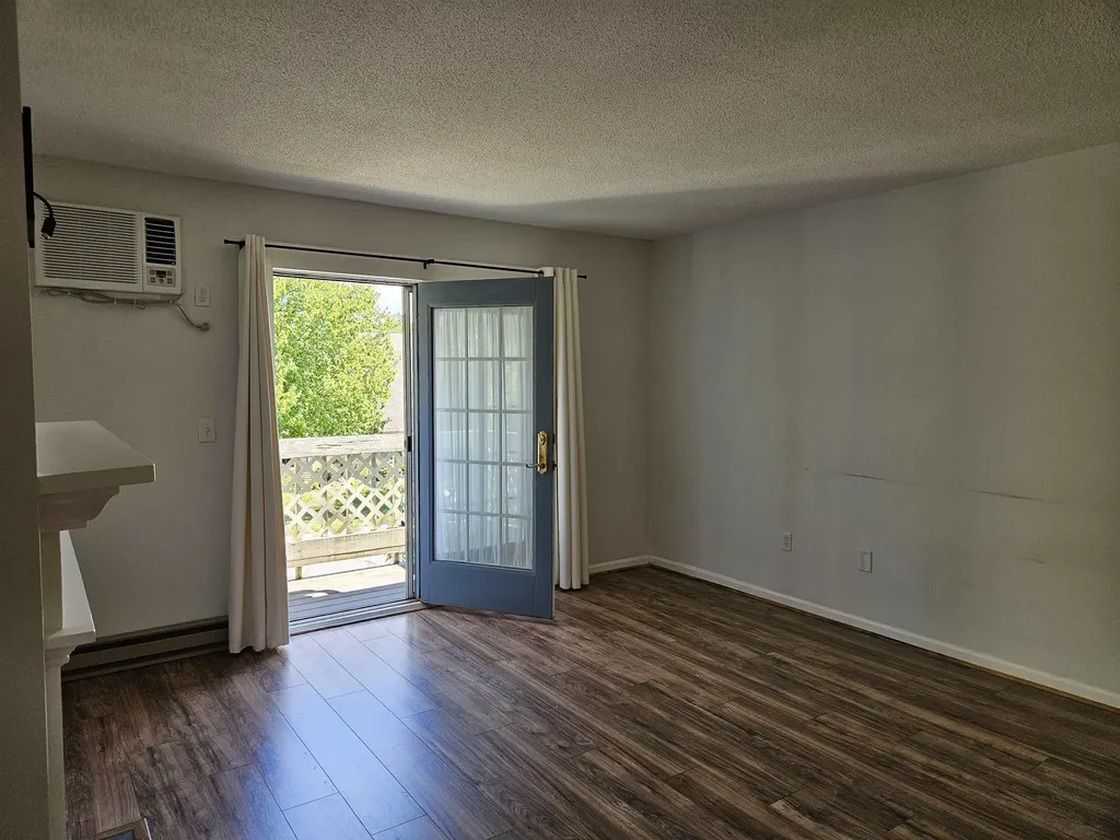 1204 The Terraces Drive Shelburne VT 05482-6668