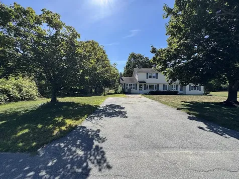 14 Nova Drive Pepperell MA 01463