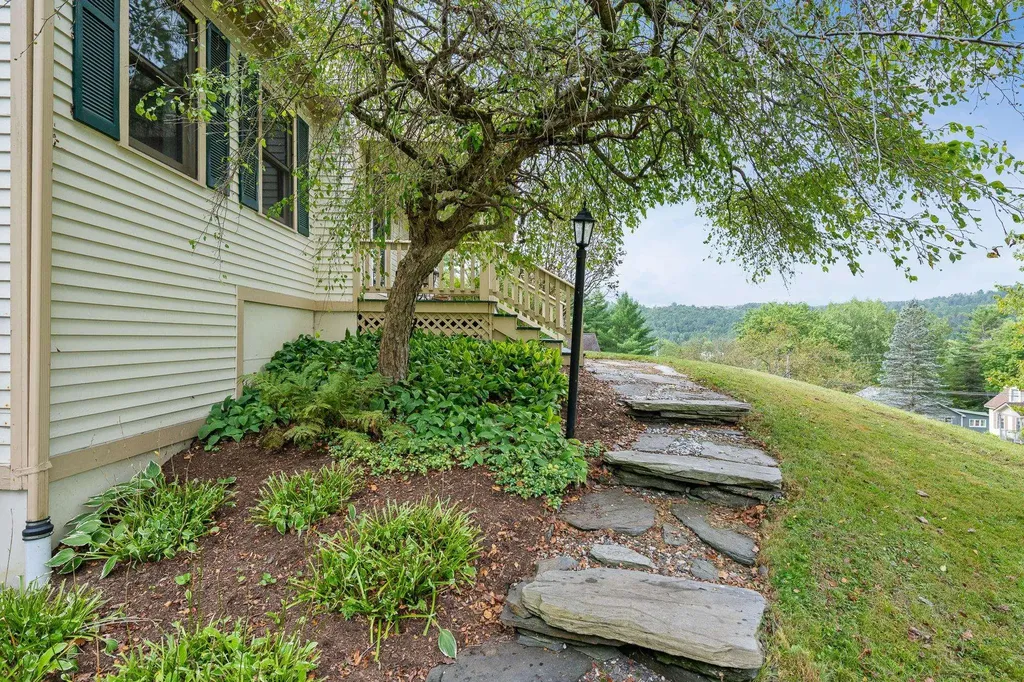 140 Point Ridge Road Berlin VT 05641