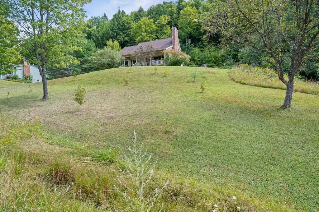 140 Point Ridge Road Berlin VT 05641