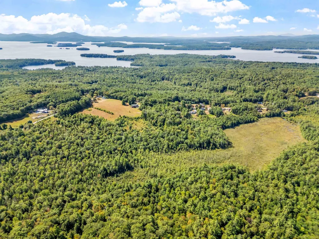 5 Ferry Road Moultonborough NH 03254