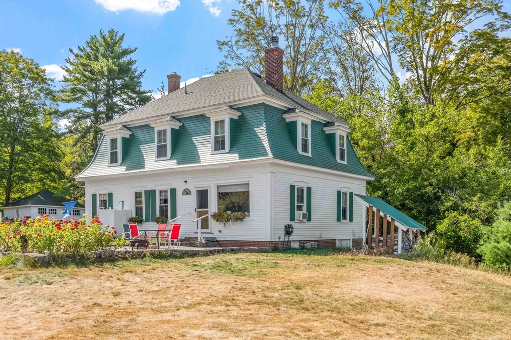 5 Ferry Road Moultonborough NH 03254