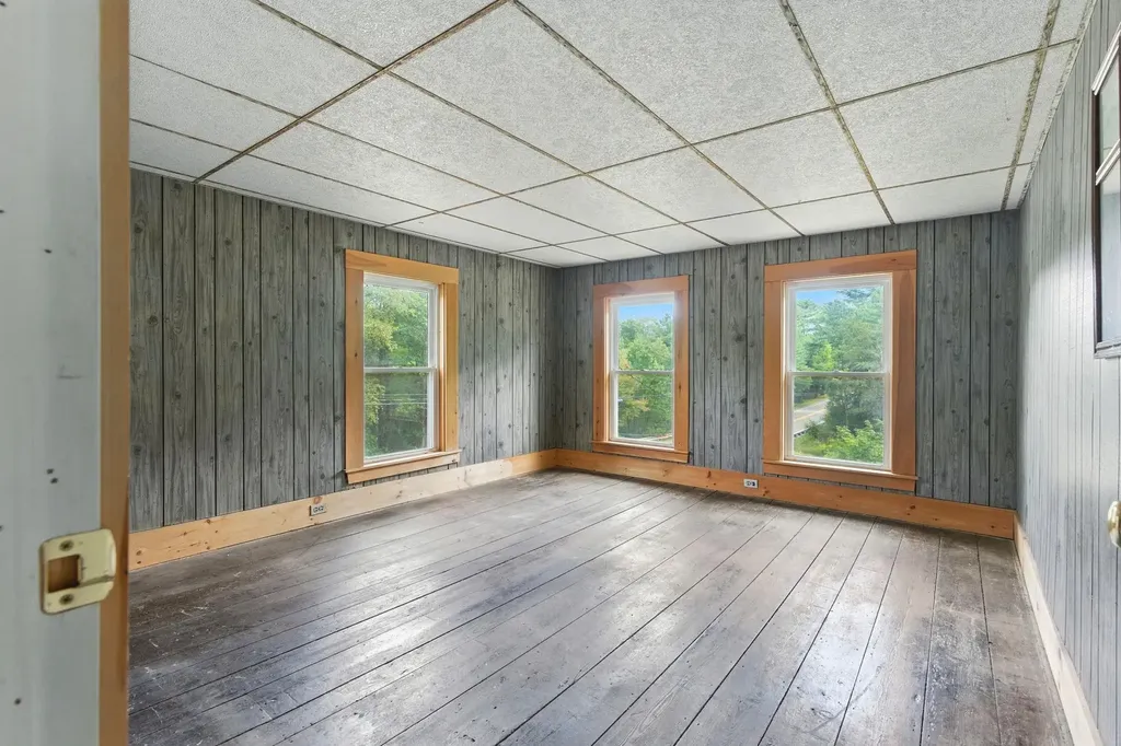 495 Winchendon Road Ashburnham MA 01430-1229