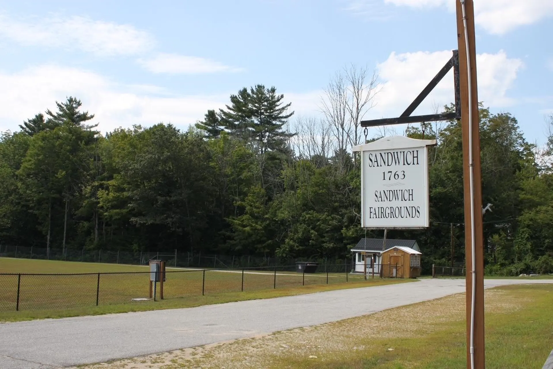 385 Beede Flats Road Sandwich NH 03227