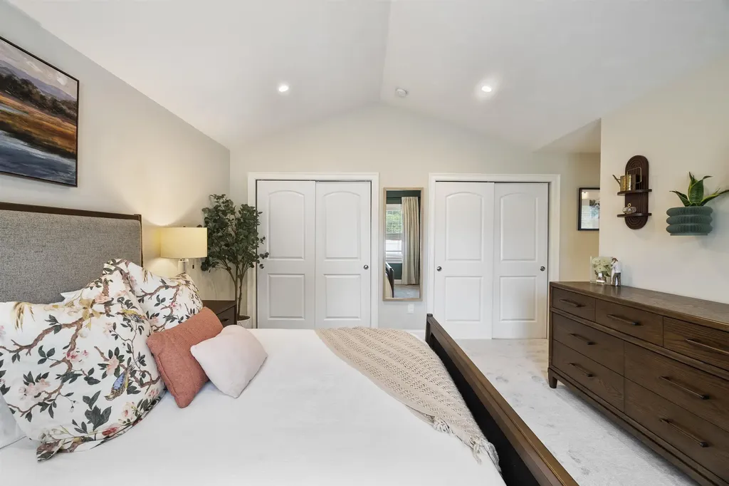 22 Chianti Drive Salem NH 03079