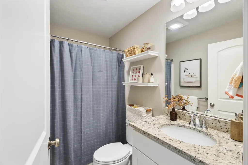 22 Chianti Drive Salem NH 03079