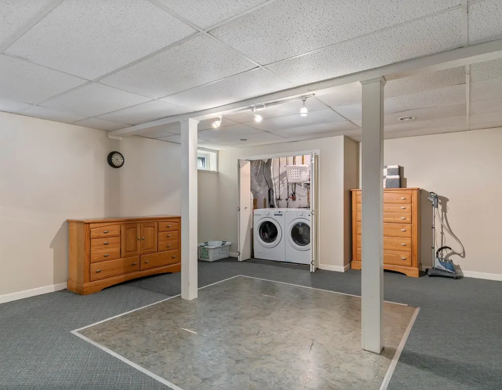 83 Sweet Hill Road Plaistow NH 03865