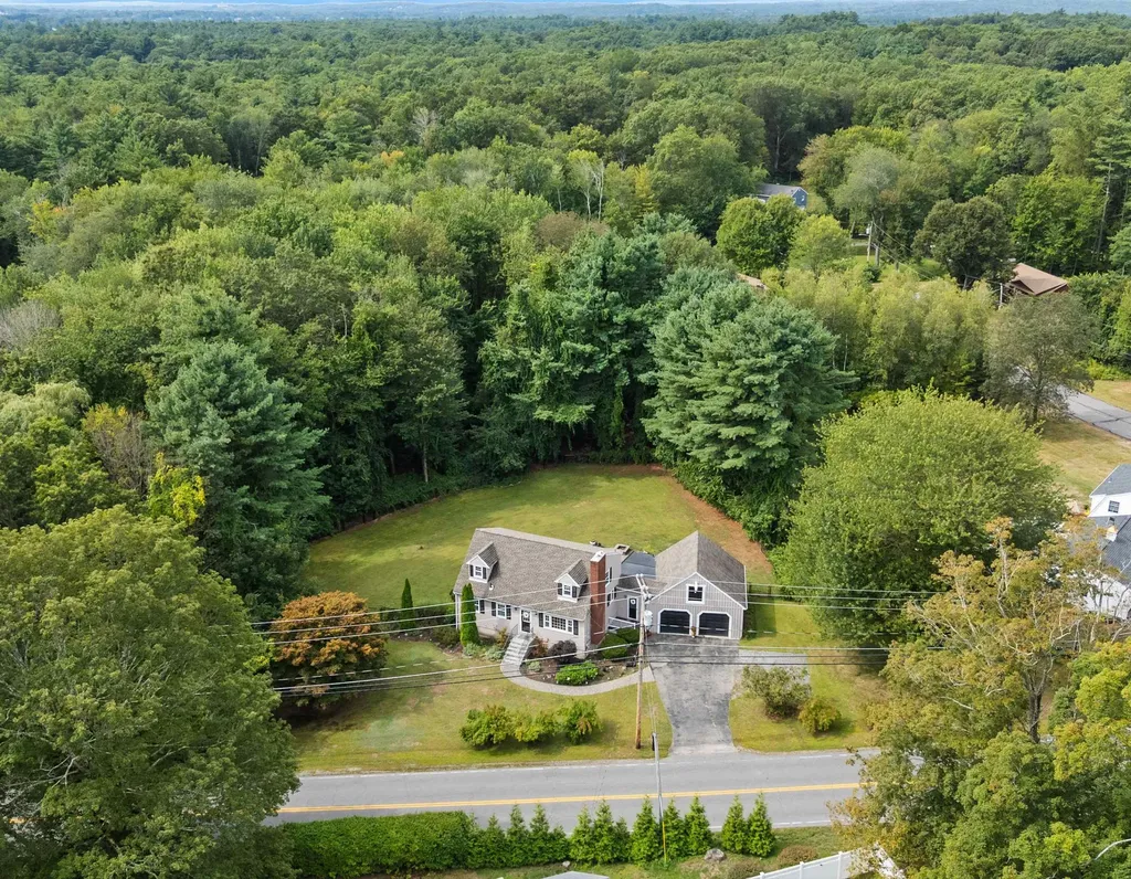 83 Sweet Hill Road Plaistow NH 03865