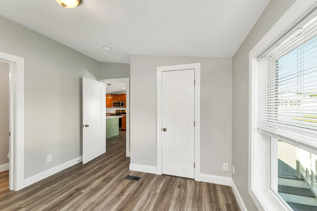 10 Black Forest Road North Hampton NH 03862