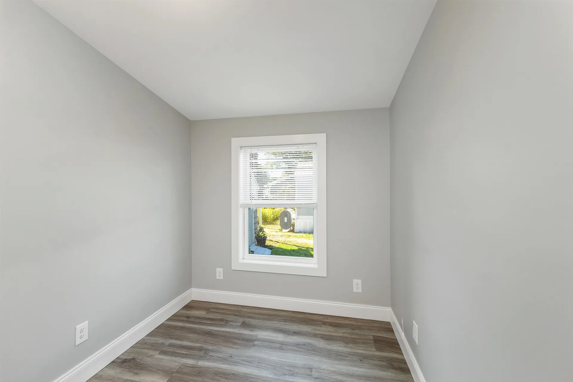 10 Black Forest Road North Hampton NH 03862