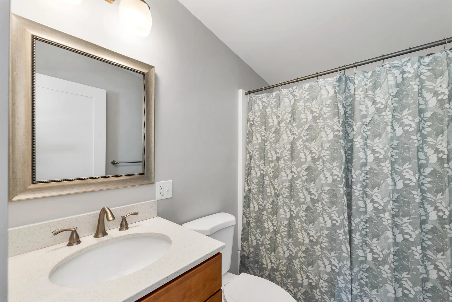 10 Black Forest Road North Hampton NH 03862