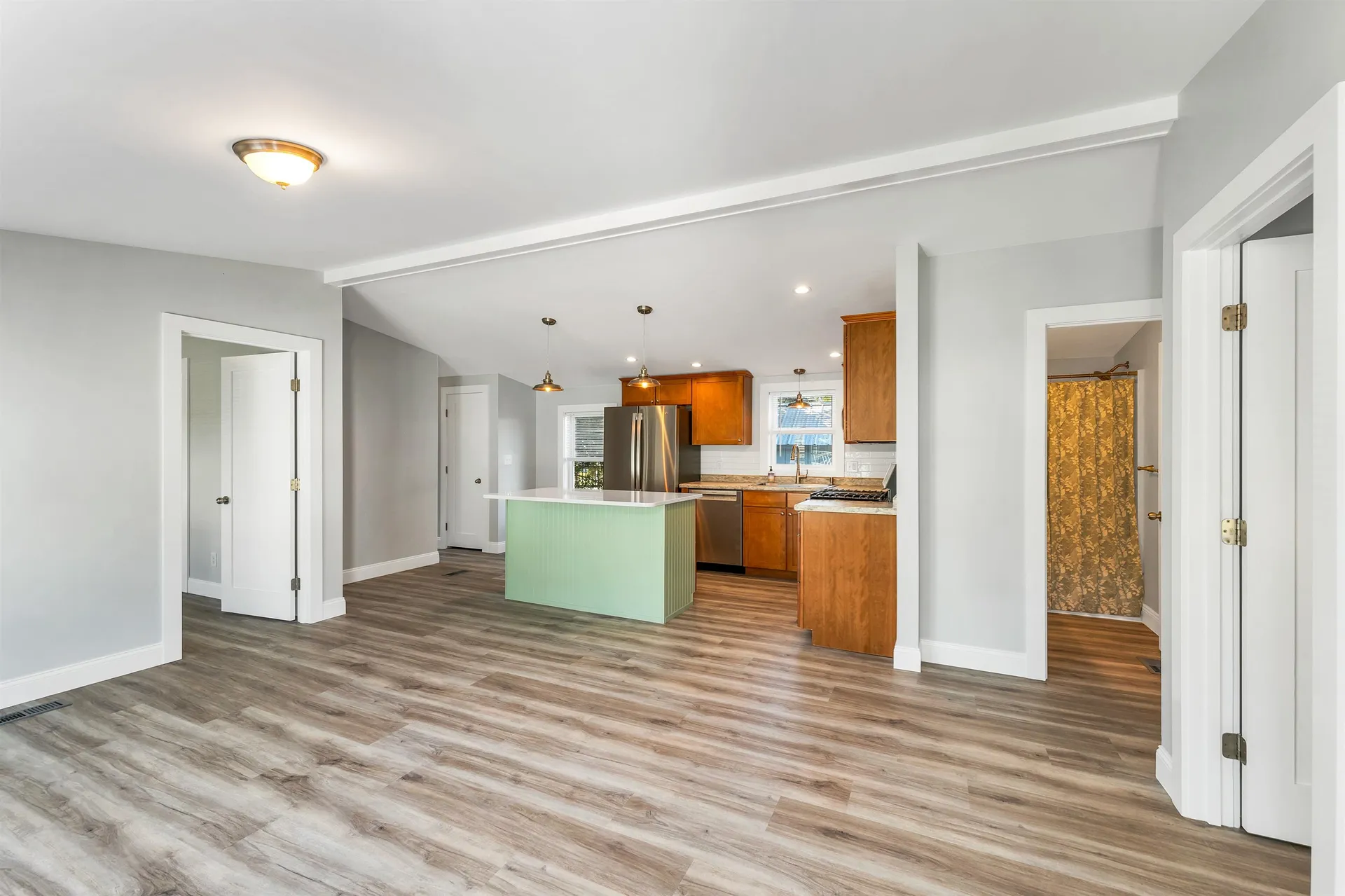 10 Black Forest Road North Hampton NH 03862