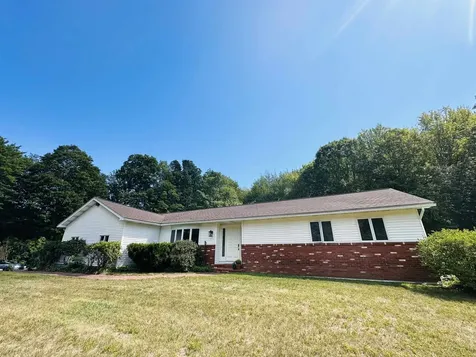262 N Haverhill Road Kensington NH 03833