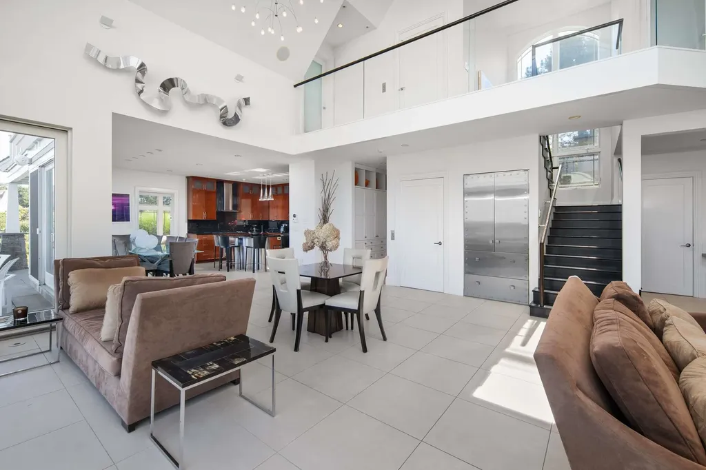 113 Bald Head Cliff Road York ME 03902